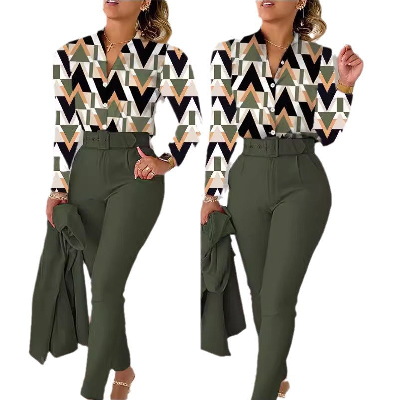 Damen Elegante Bluse mit animalischem Muster und klassischen Details Stalluxe