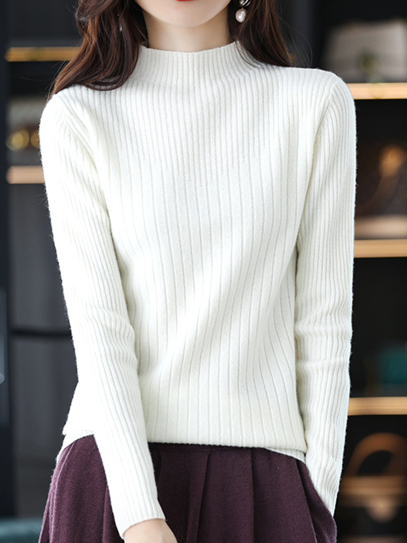 Damen eleganter Feinstrickpullover mit hohem Kragen und feinem Rippmuster Stalluxe