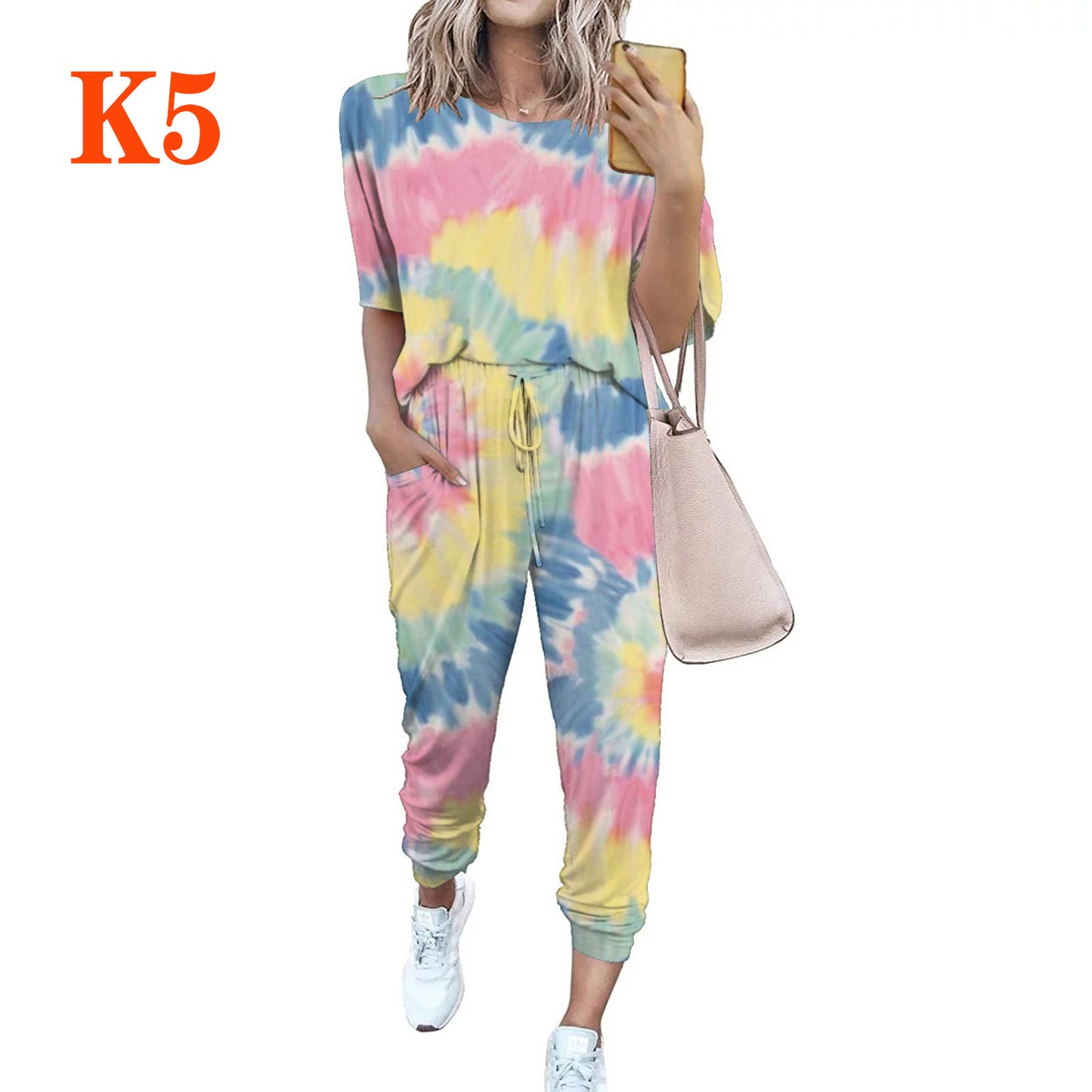 Damen Leichter Freizeit-Jumpsuit mit einem auffälligen Batik-Muster und praktischen Taschen Stalluxe