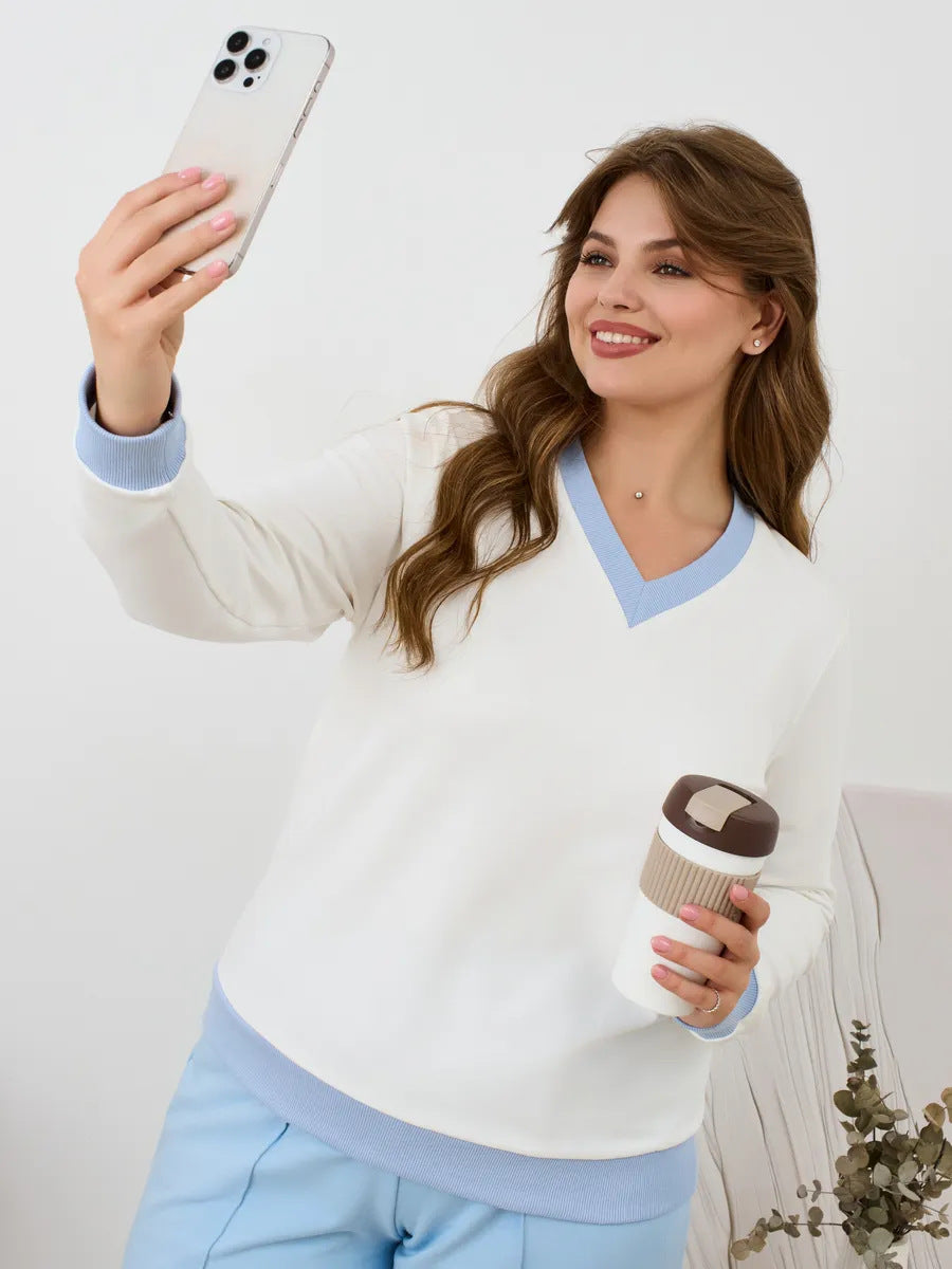 Damen lässiger V-Ausschnitt Pullover mit modernen Rippdetail Stalluxe