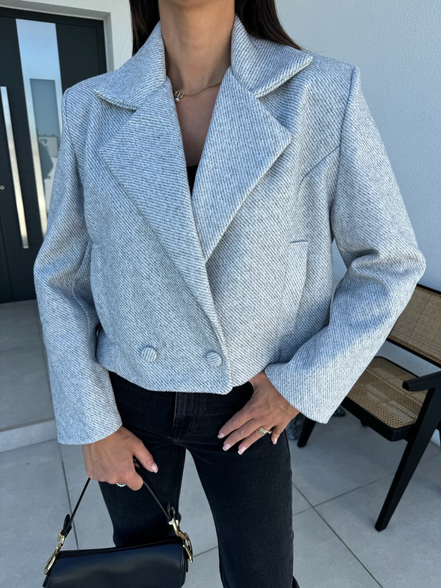 Damen modischer Blazer mit asymmetrischem Schnitt und eleganten Details Stalluxe