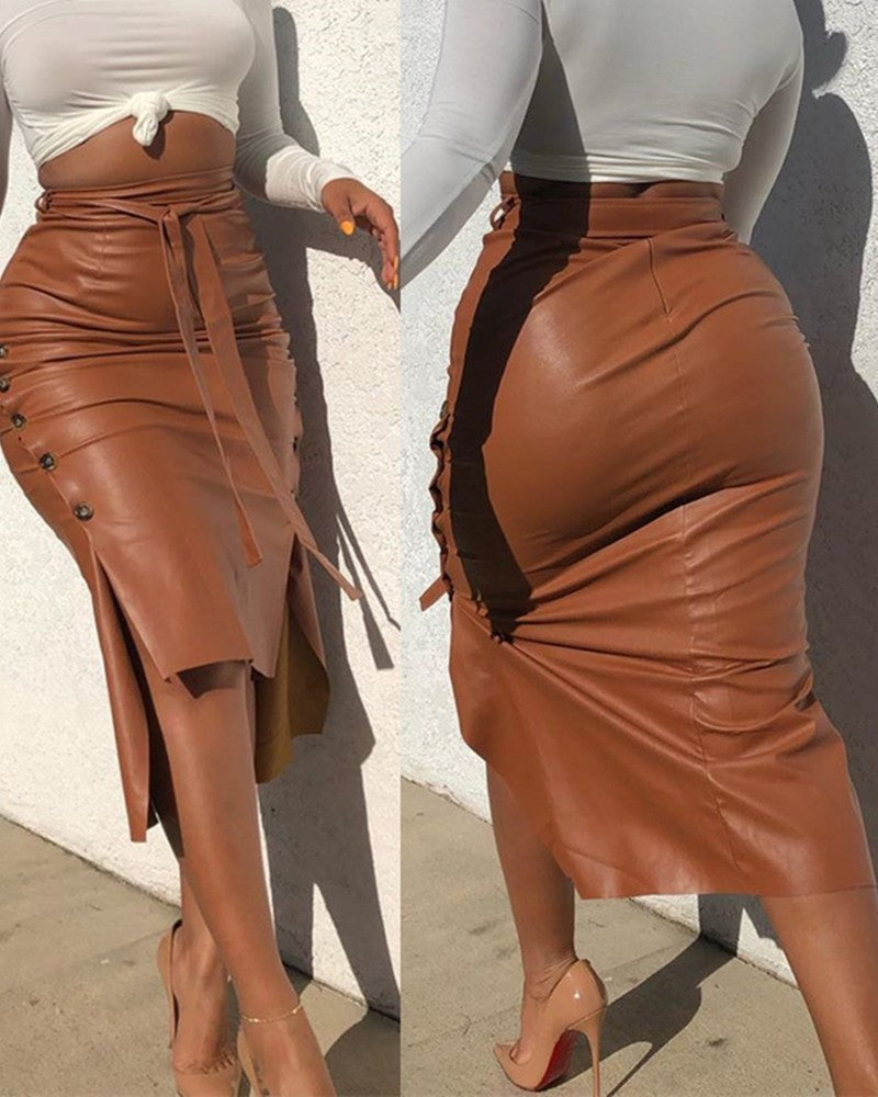 Damen Kunstlederrock mit Knopfdetails und seitlichem Schlitz Stalluxe