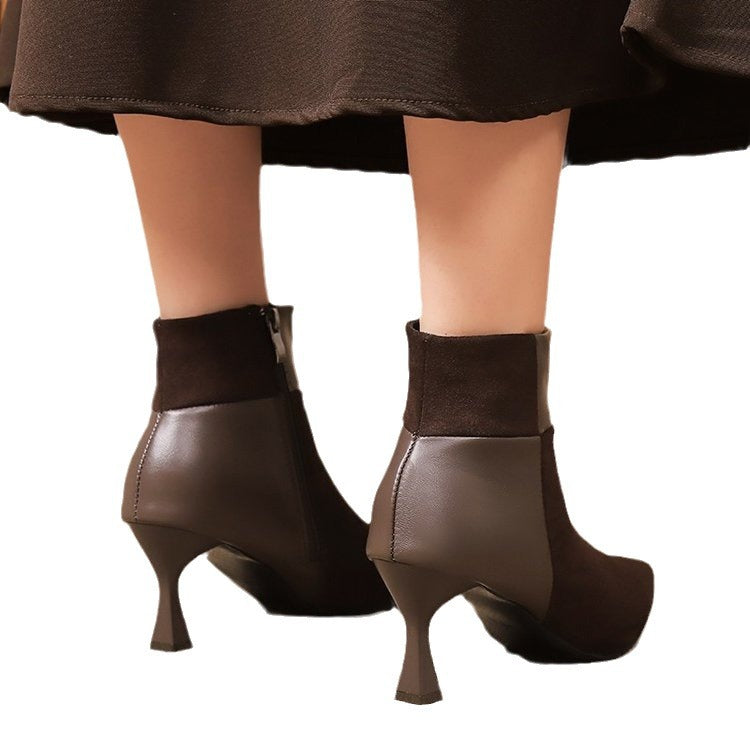 Damen Elegante Stiefeletten mit schickem Blockabsatz und modischen Details Stalluxe