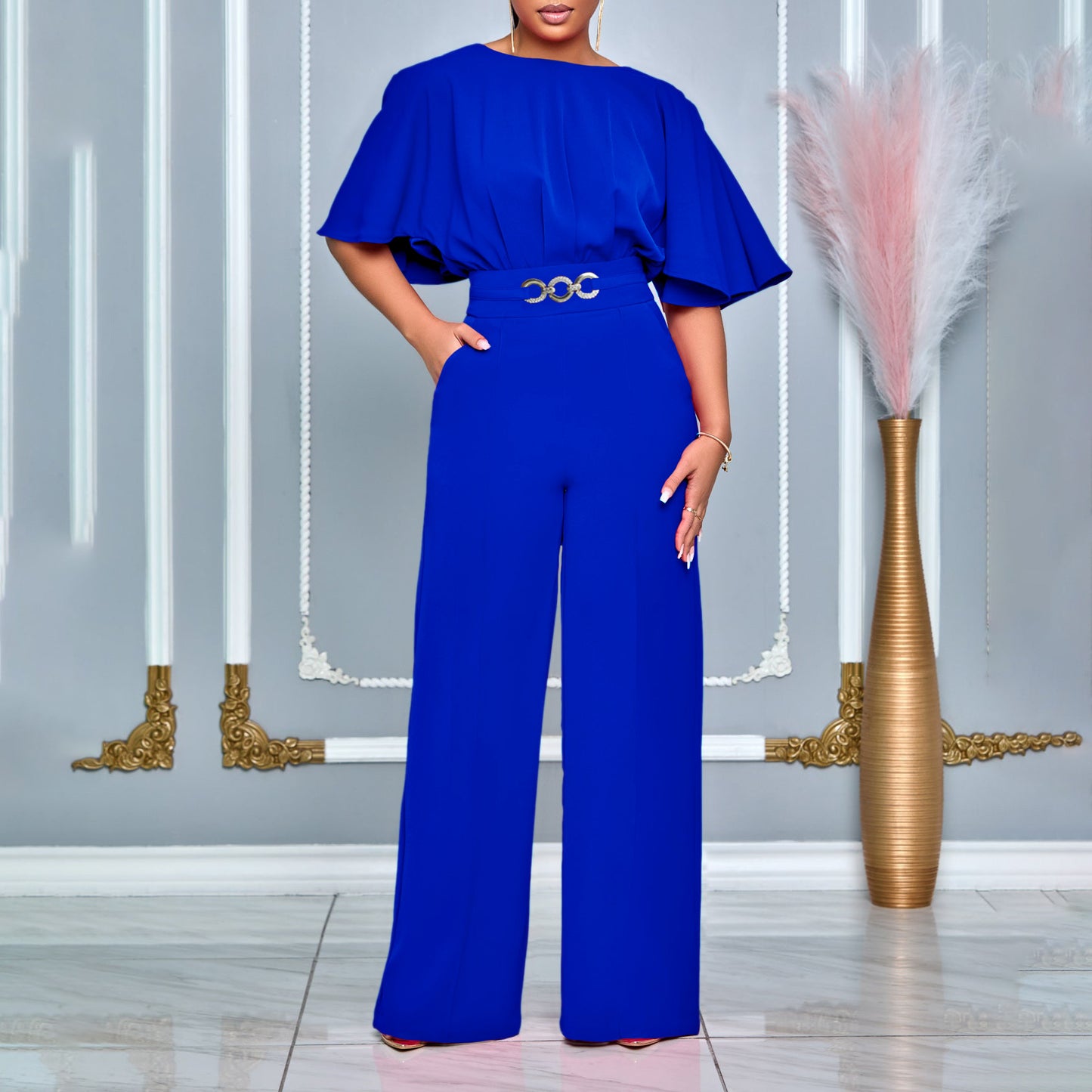 Damen Eleganter Jumpsuit mit weitem Bein und dekorativem Gürtel Stalluxe