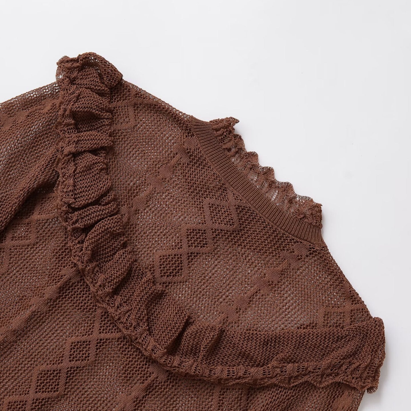 Damen Verspielte Strickjacke mit Rüschen und Knopfdetails Stalluxe