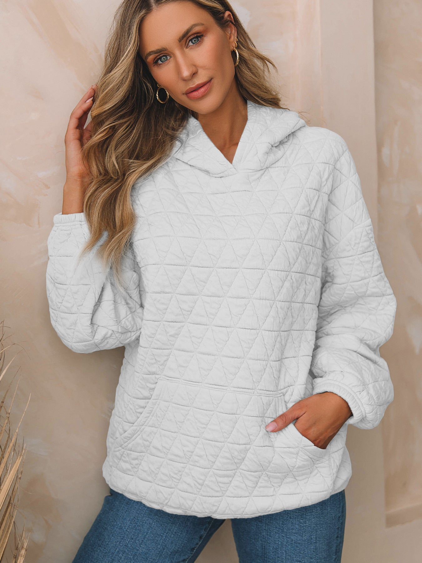 Damen gesteppter Kapuzenpullover mit oversized Schnitt und praktischen Taschen Stalluxe