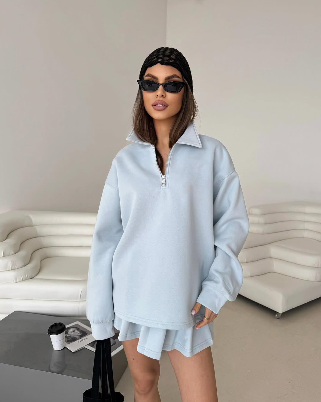 Damen lässig geschnittener Sweatpullover mit kurzem Reißverschluss und femininer Raffung Stalluxe