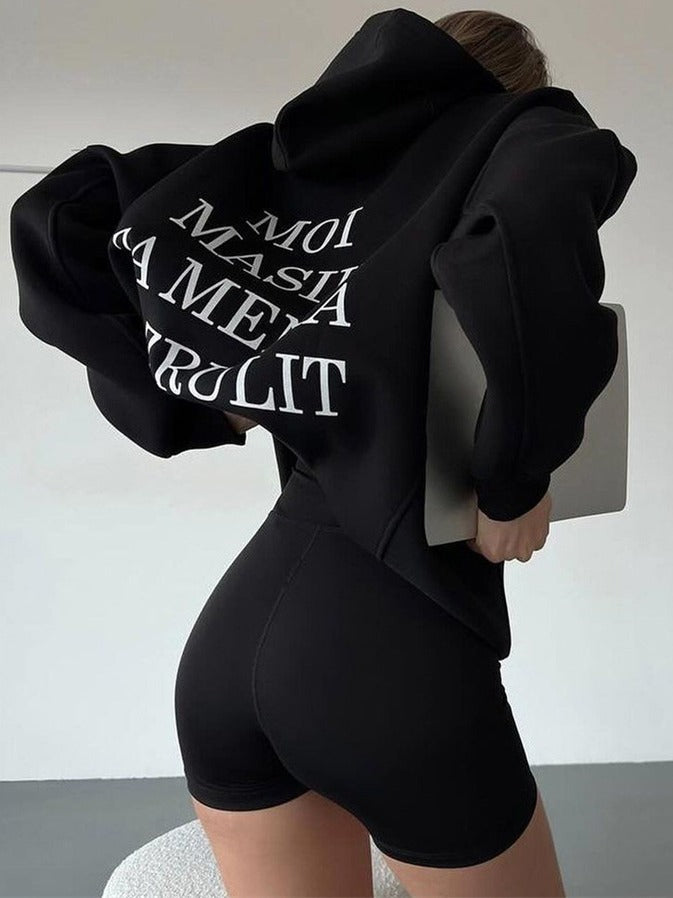 Damen Urbaner Kapuzenpullover mit verspieltem Schriftzug Stalluxe