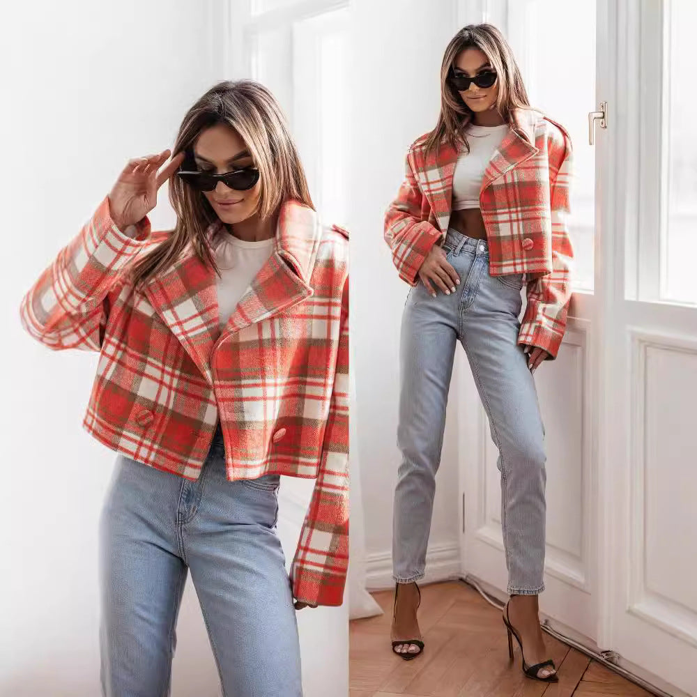 Damen Kurzjacke im trendigen Oversized-Stil mit doppelter Knopfleiste und weichem Material Stalluxe