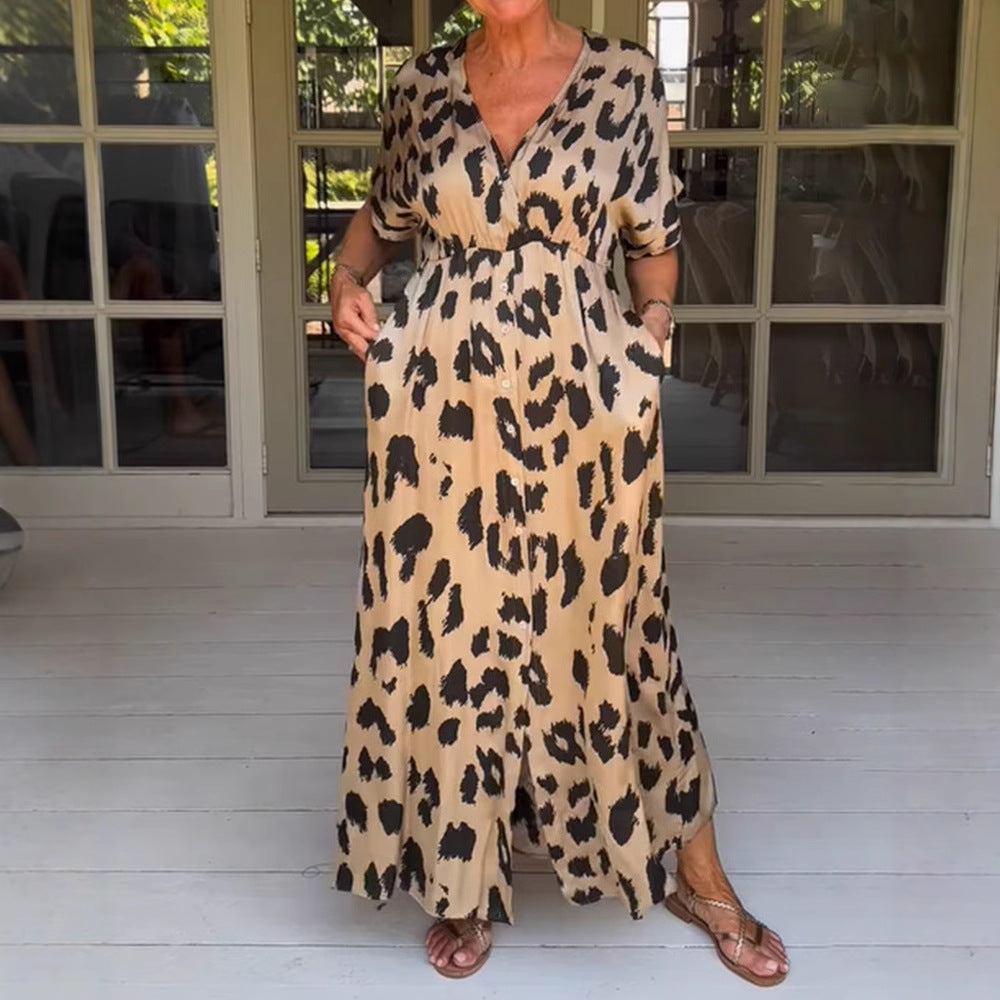 Damen Maxikleid mit zeitgemäßem Leopardenmuster und seitlichen Eingrifftaschen Stalluxe