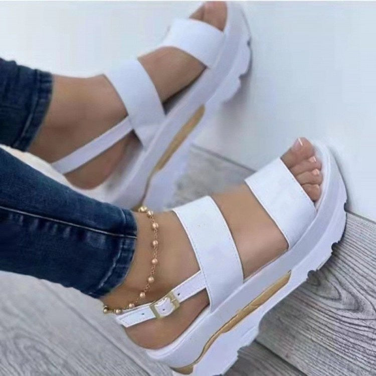 Damen Plattform-Sandalen mit breiten verstellbaren Riemen und rutschfester Sohle Stalluxe