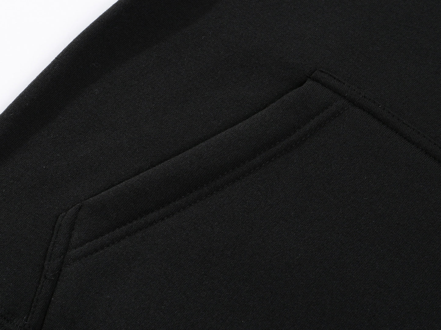 Damen Sweatpants und Kapuzenpullover Set mit auffälligem Haifischmotiv Stalluxe