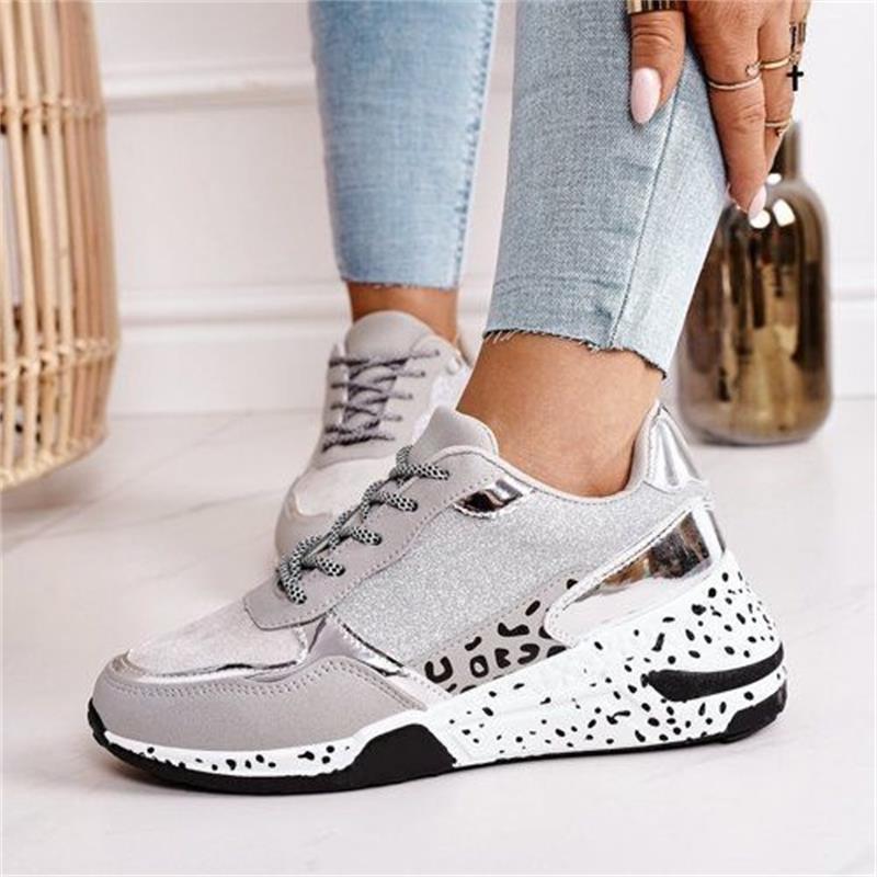 Damen Sportliche Wedge-Sneaker mit funkelnden Akzenten und rutschfester Sohle Stalluxe