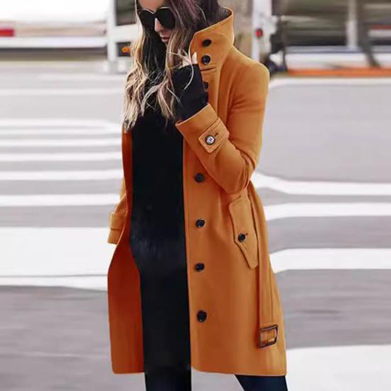 Damen modischer Trenchcoat mit hoch geschlossenem Kragen und praktischen Taschen Stalluxe