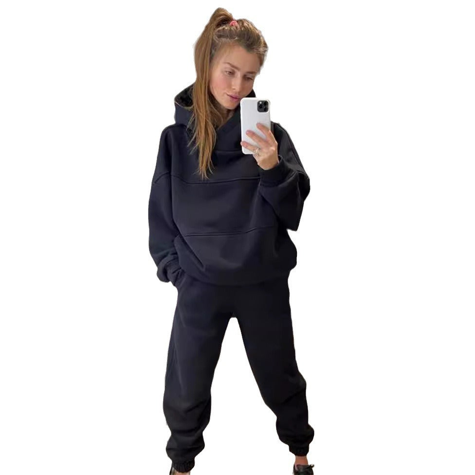Damen lässiger Hoodie mit lässiger Jogginghose im modernen Schnitt Stalluxe