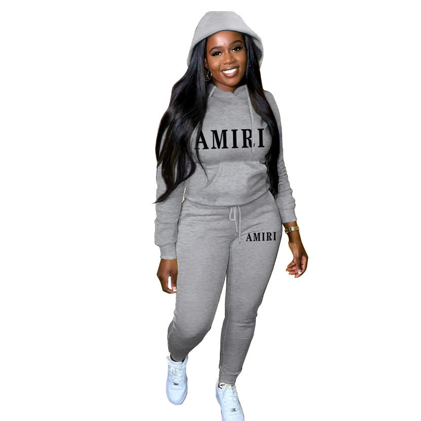 Damen Jogginganzug mit modernem Logo Stalluxe