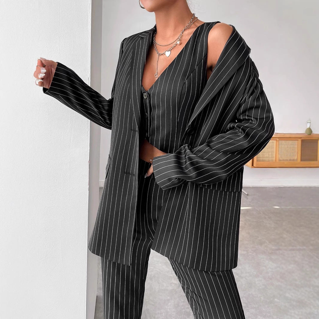 Damen Übergroßer Streifenblazer Stalluxe