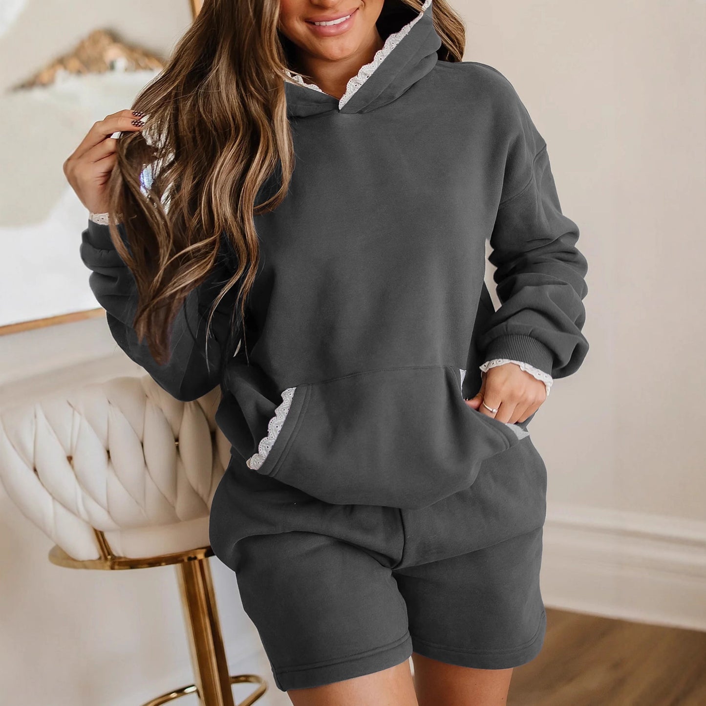 Damen Lässiges Hoodie-Set mit dekorativem Spitzensaum Stalluxe