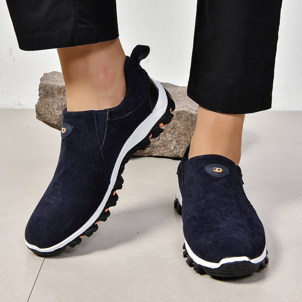 Damen sportliche Slip-On Sneakers mit atmungsaktivem Obermaterial und rutschfester Sohle Stalluxe