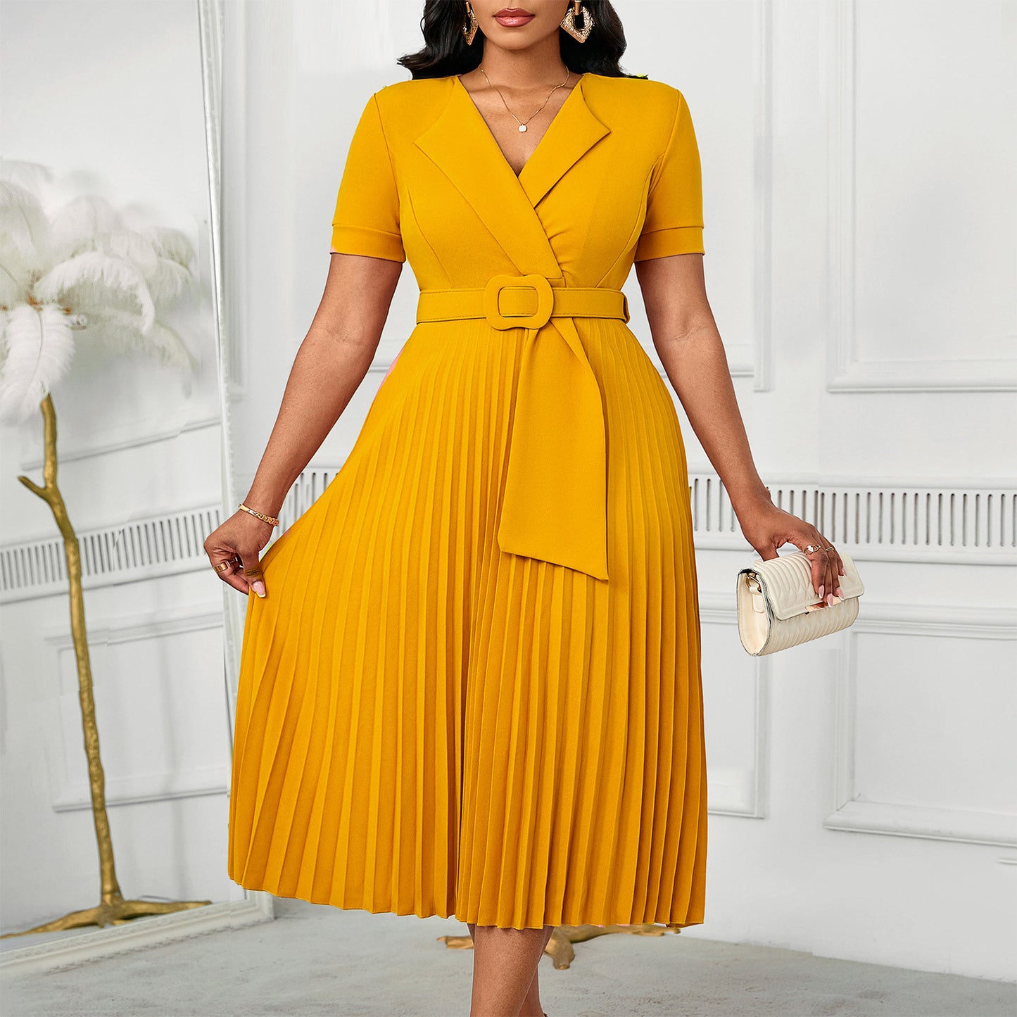 Damen Midikleid mit elegantem Wendegürtel und plissiertem Design Stalluxe