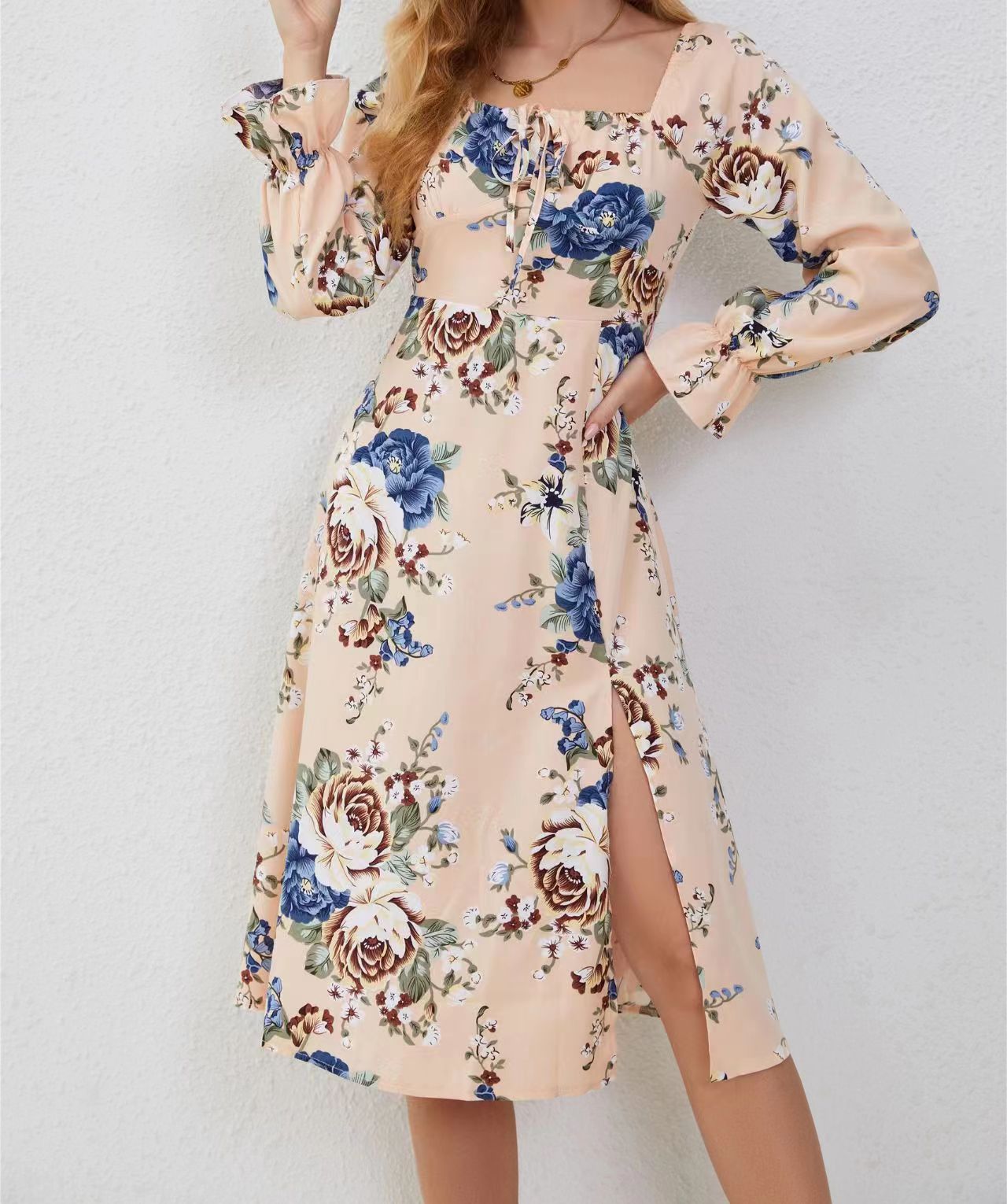 Damen Midi-Kleid mit floralem Muster und seitlichen Schlitzen Stalluxe