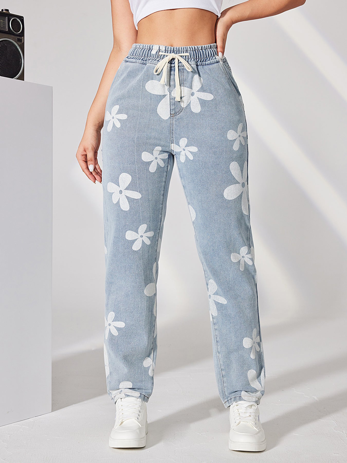 Damen lässige Denim-Hose mit floralem Muster und gemütlichem Bund Stalluxe