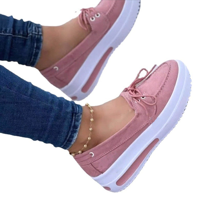 Damen Slip-On Sneakers mit weicher Oberflächenstruktur und rutschfester Sohle Stalluxe