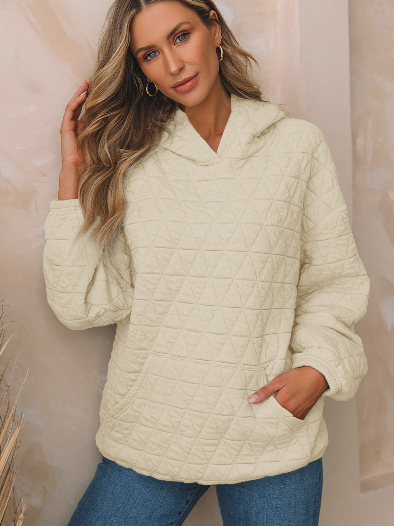 Damen gesteppter Kapuzenpullover mit oversized Schnitt und praktischen Taschen Stalluxe