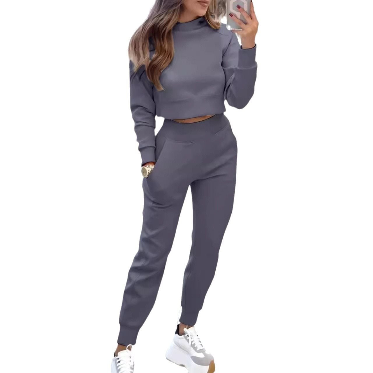 Damen sportlicher Lounge-Anzug mit cropped Oberteil und elastischen Hosen Stalluxe