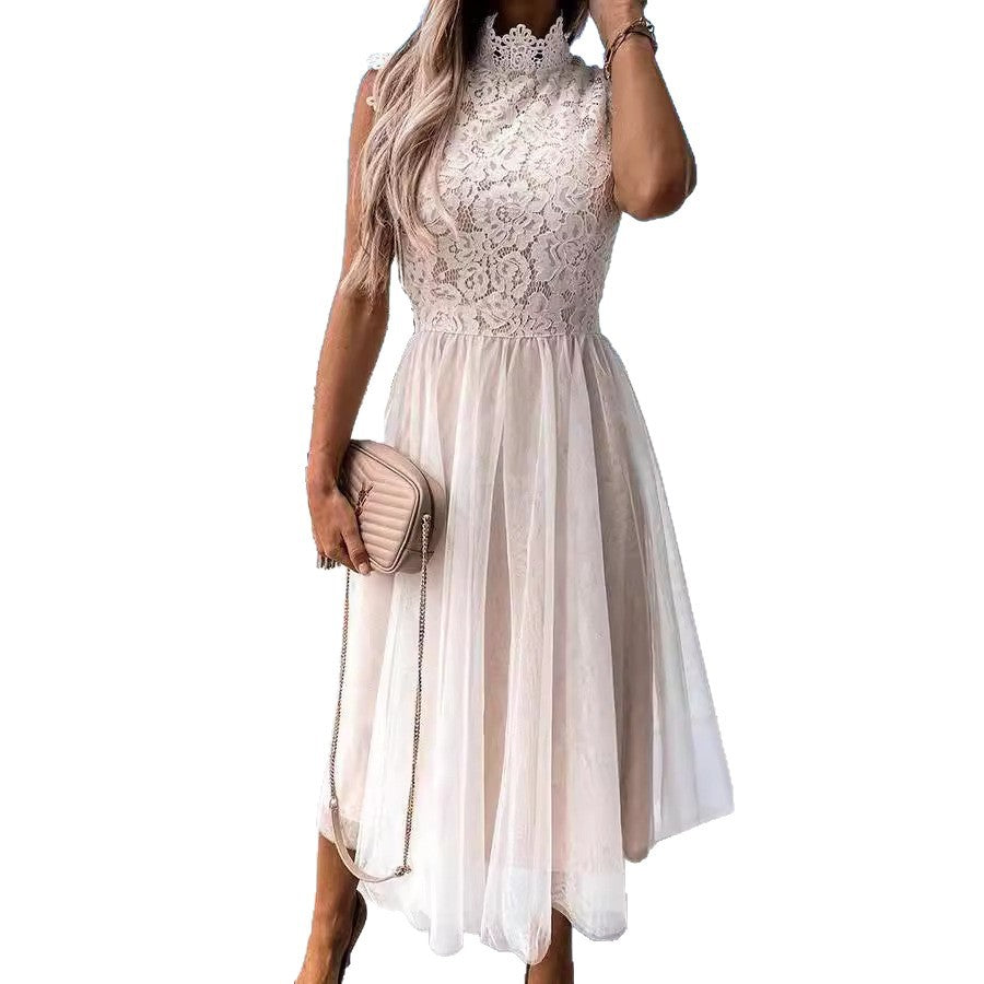 Damen Elegantes Spitzenkleid mit transparentem Rock und hohem Kragen Stalluxe