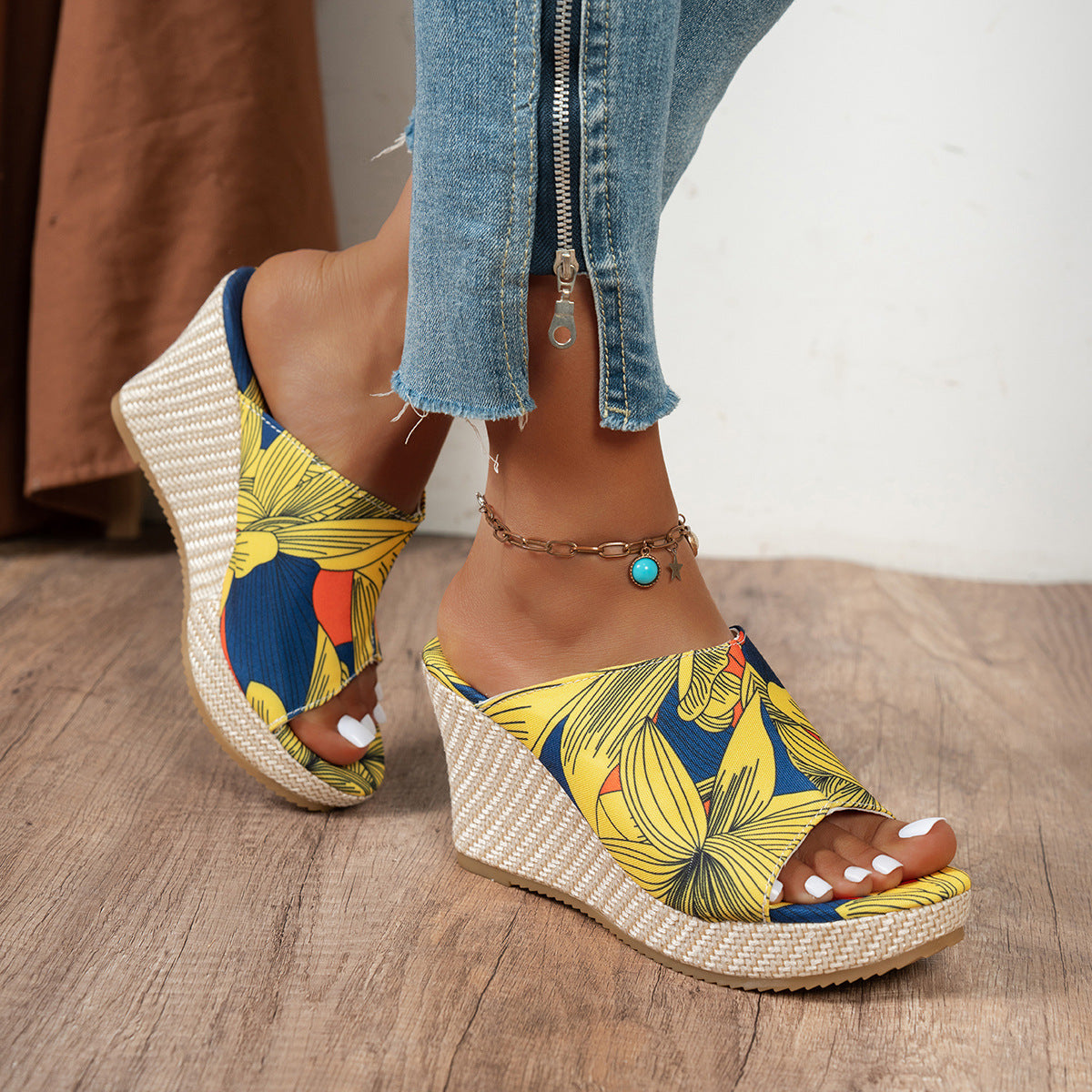 Damen Plateau-Mules mit floralem Design und bequemer Sohle Stalluxe