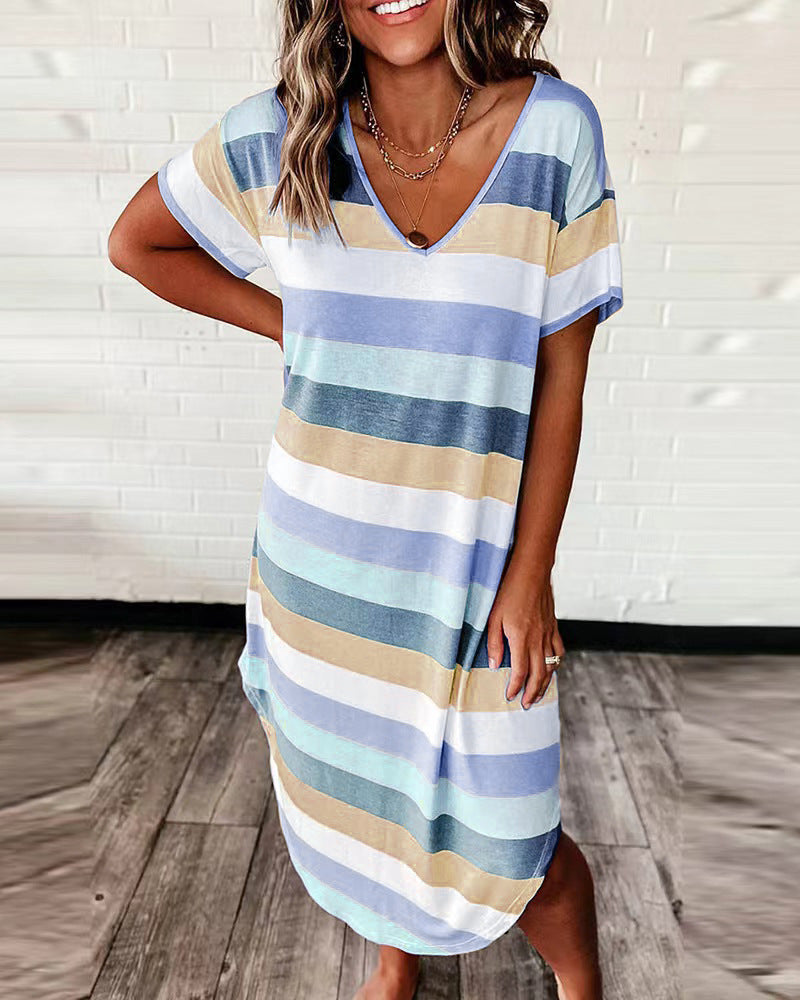 Damen lässiges Viskosekleid im gestreiften Design mit tiefem V-Ausschnitt Stalluxe