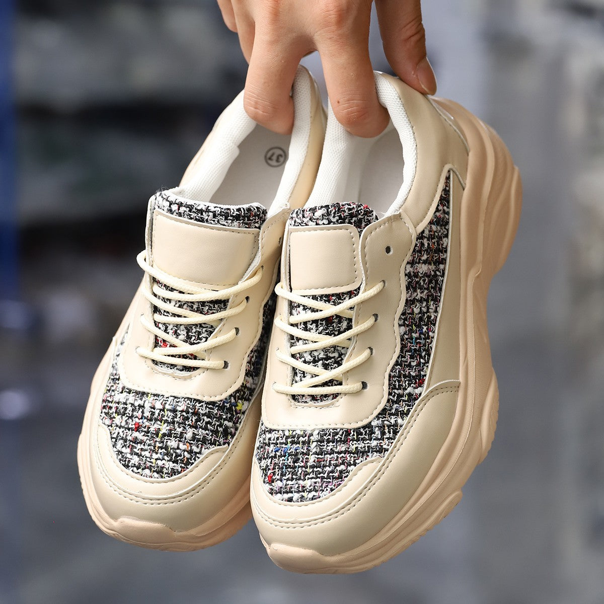 Damen Sneakers mit strukturiertem Obermaterial und atmungsaktiver Sohle Stalluxe