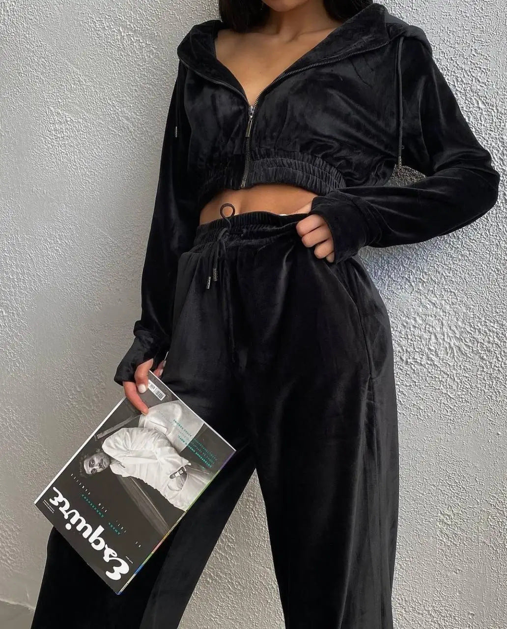 Damen modischer Velours-Jogginganzug mit cropped Hoodie und weitem Bein Stalluxe