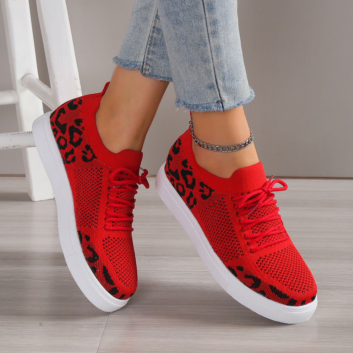 Damen Sneaker mit atmungsaktivem Mesh-Obermaterial und trendigem Tiermuster Stalluxe