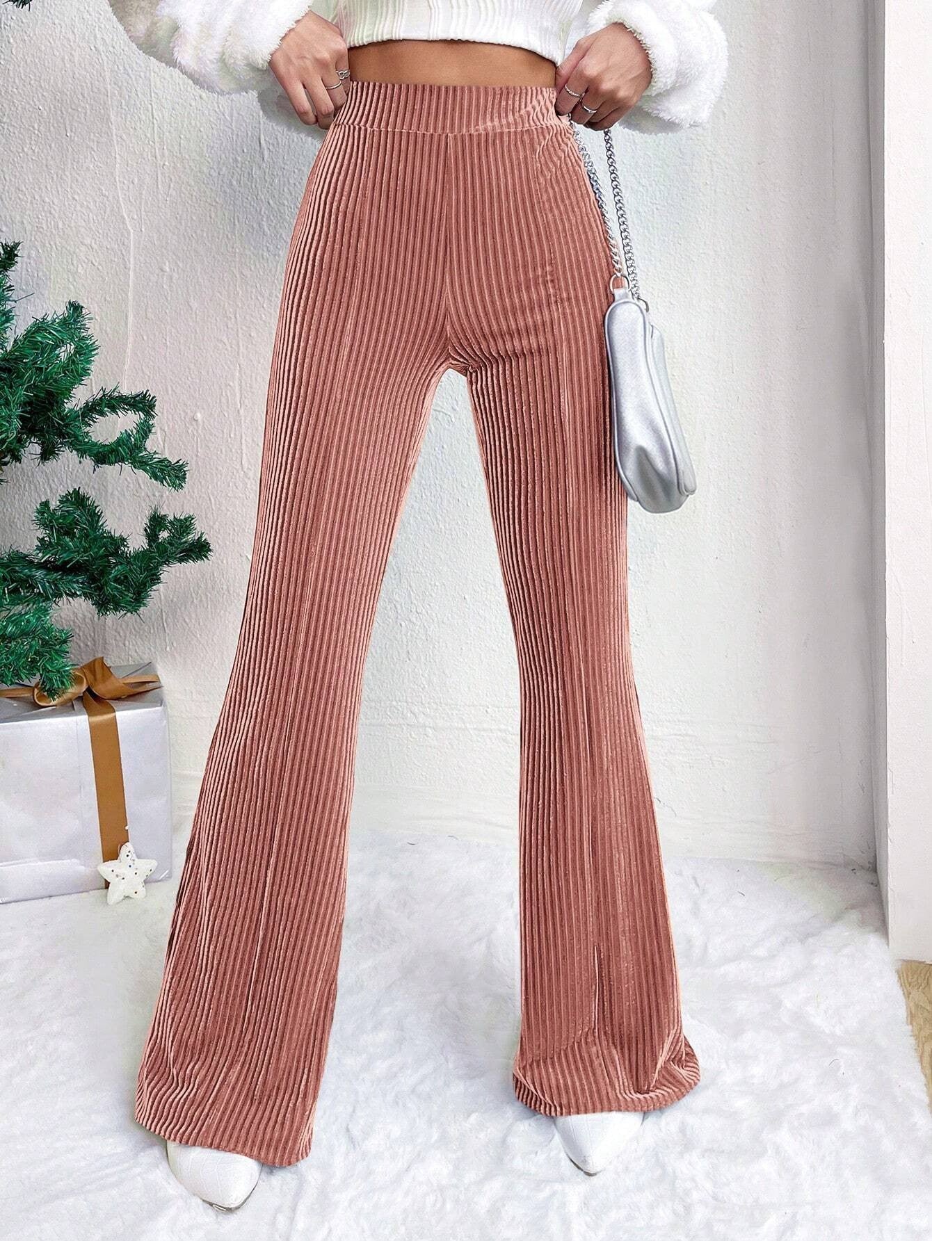 Damen Elegante und bequeme Samthose mit vertikalen Streifen Stalluxe