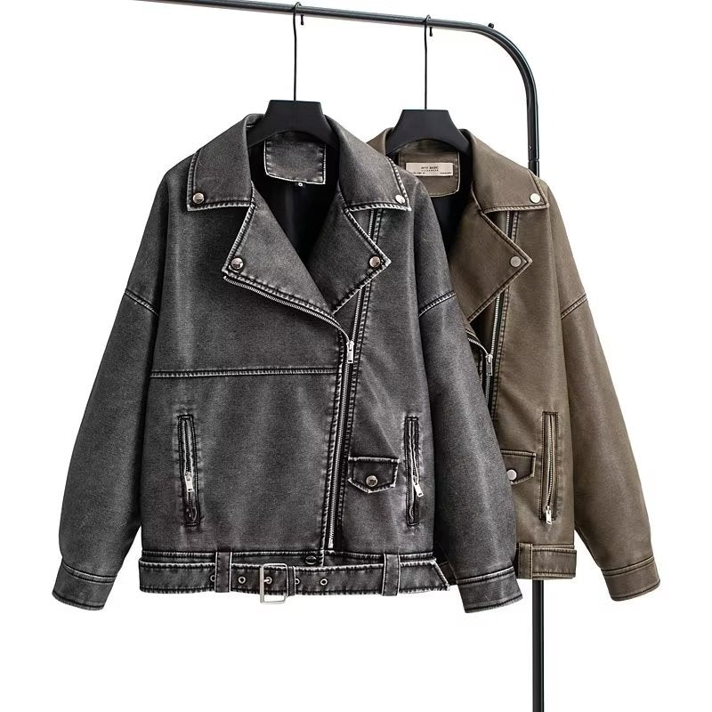 Damen Lässige Bikerjacke aus robustem Denim mit kontrastierenden Nähten und praktischen Taschen Stalluxe