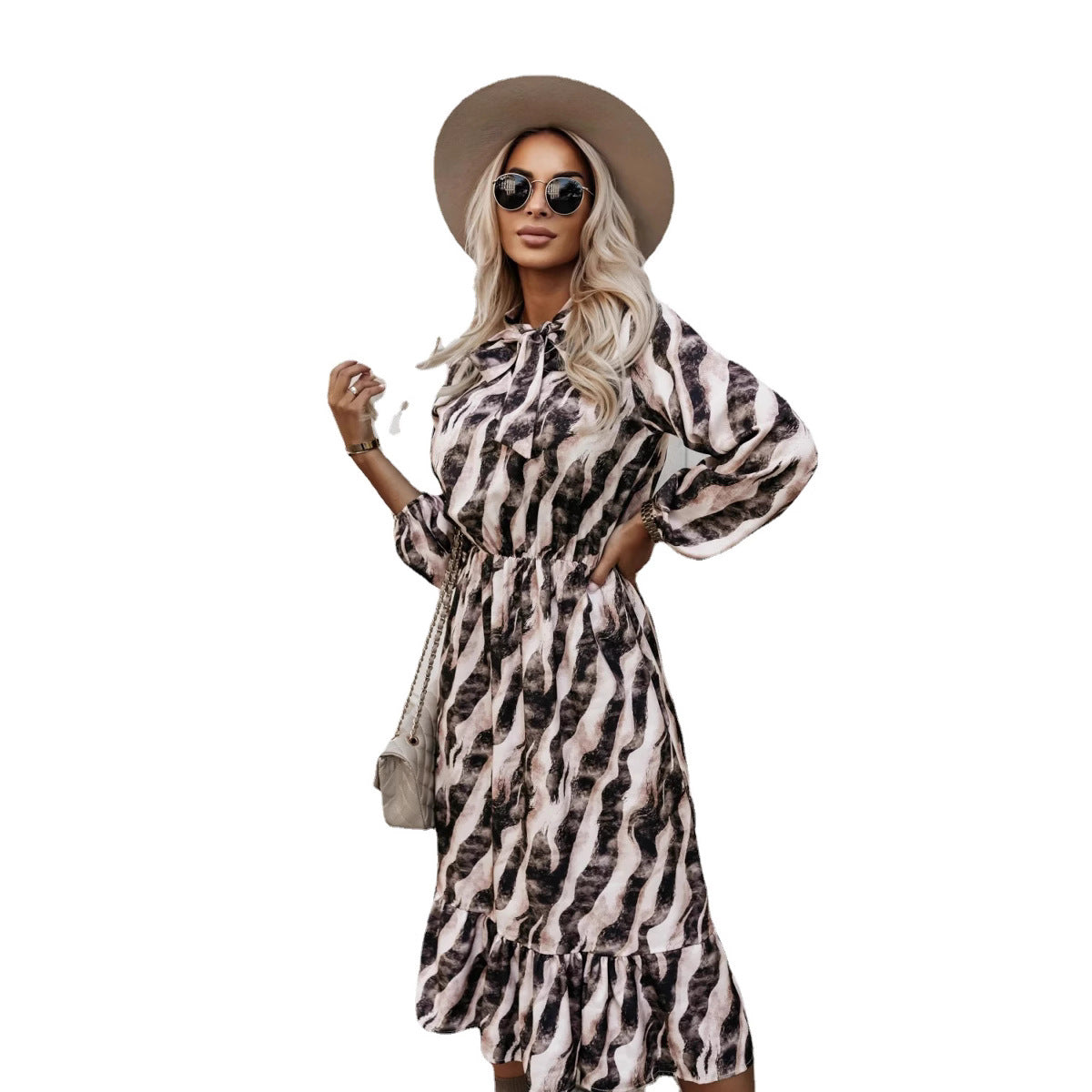 Damen Elegantes Maxikleid mit raffiniertem Wellenmuster und ihren taillierten Details Stalluxe