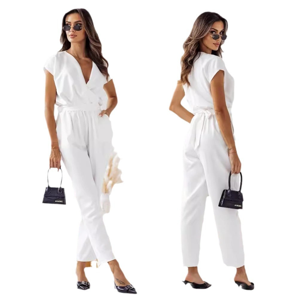 Damen eleganter Jumpsuit mit Wickeldesign und Bindegürtel Stalluxe