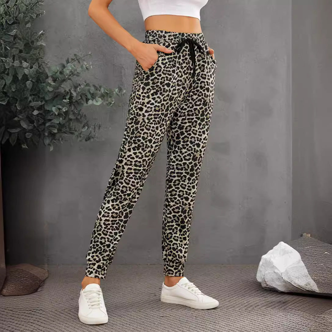 Damen Modische Sporthose im trendigen Leopardenmuster Stalluxe