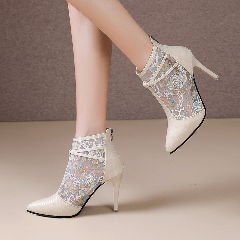 Damen Elegante High Heel Stiefeletten mit transparentem Spitzendesign Stalluxe
