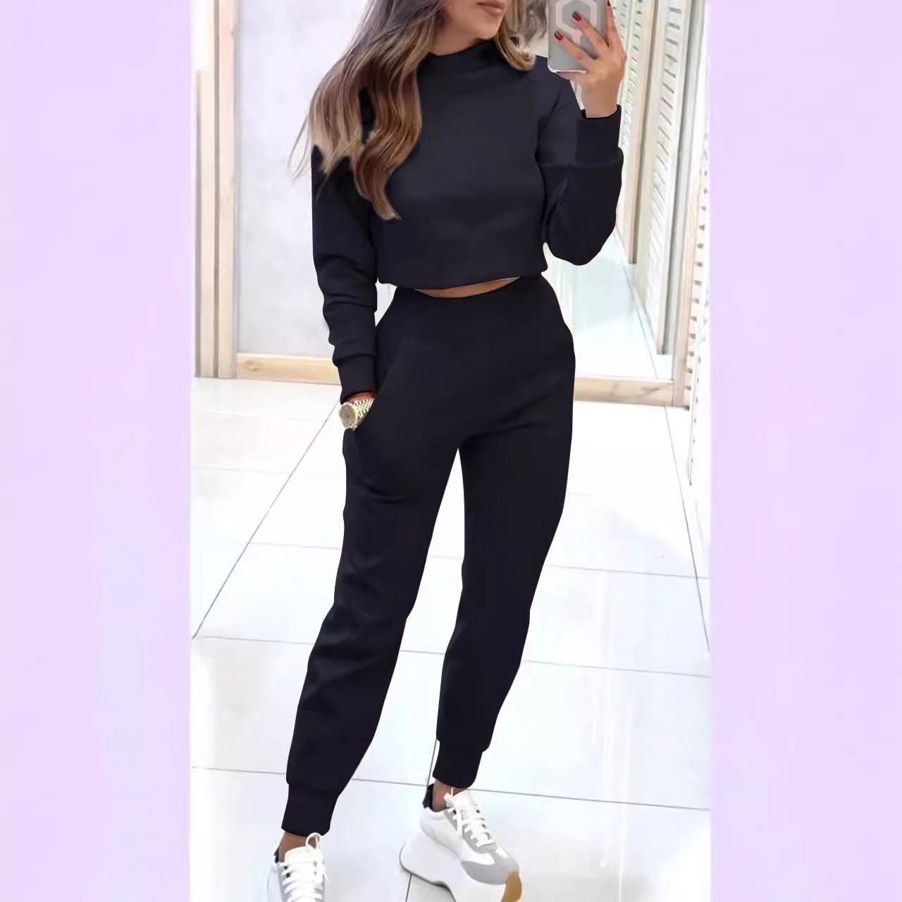 Damen sportlicher Lounge-Anzug mit cropped Oberteil und elastischen Hosen Stalluxe