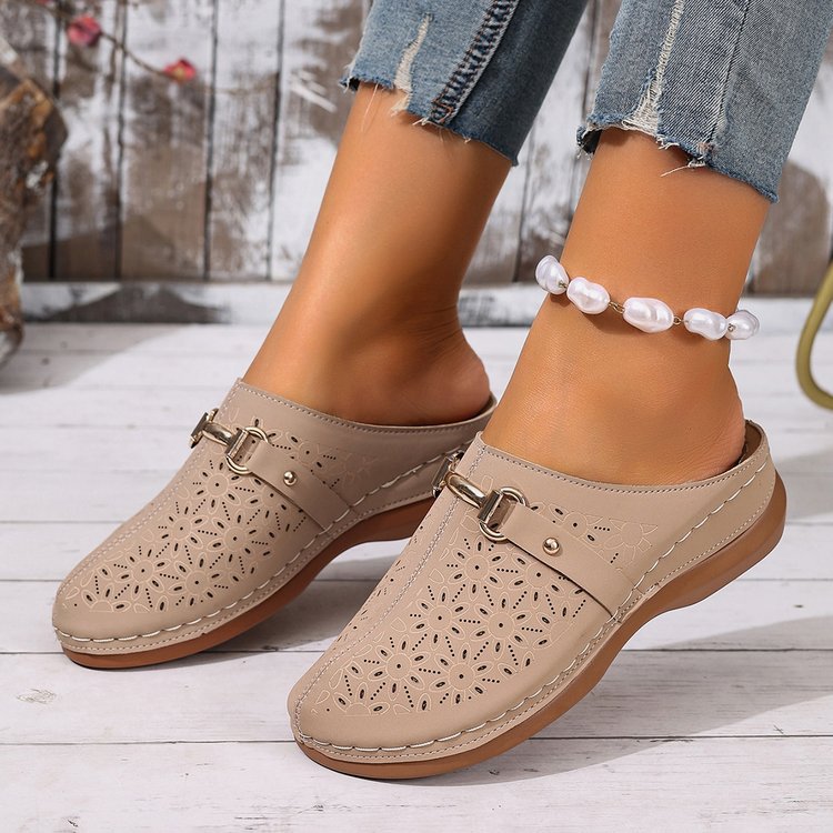 Damen Komfortable Clogs mit floraler Applikation Stalluxe