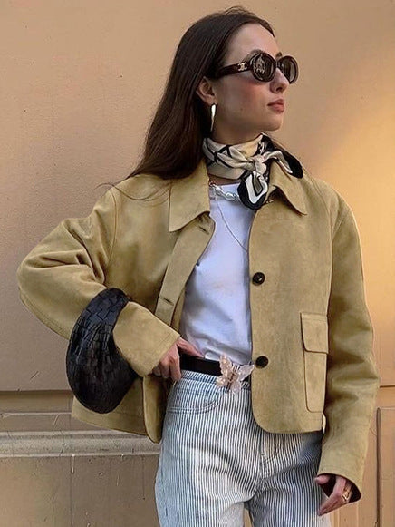 Damen Kurzjacke aus Wildleder mit großen Taschen und Button-Down-Verschluss Stalluxe