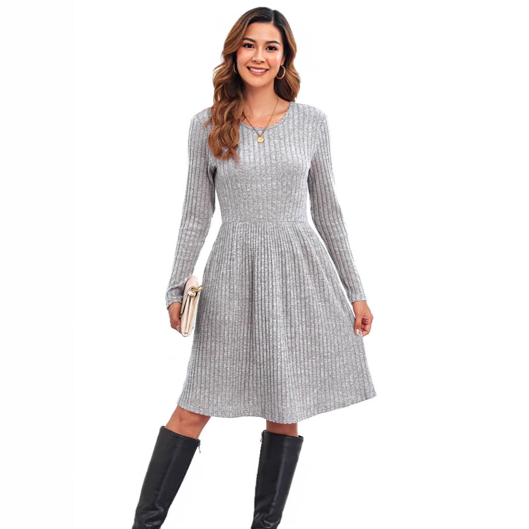 Damen Strickkleid mit lässigem Schnitt und feinem Streifenmuster Stalluxe