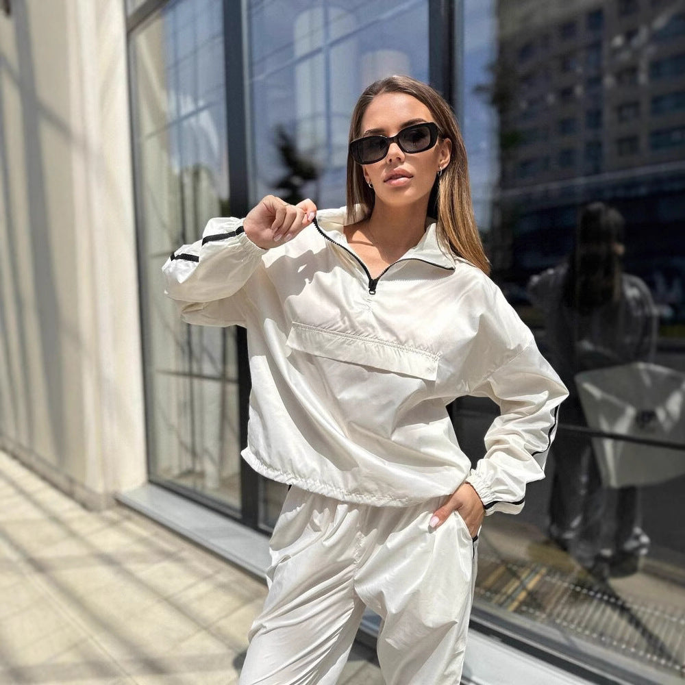Damen sportlicher Funktionsanzug mit Stehkragen und elastischen Bündchen Stalluxe