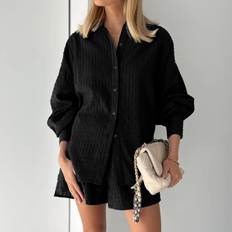 Damen lässiges Oversized Hemd mit Struktur und kurzen Hosen Stalluxe