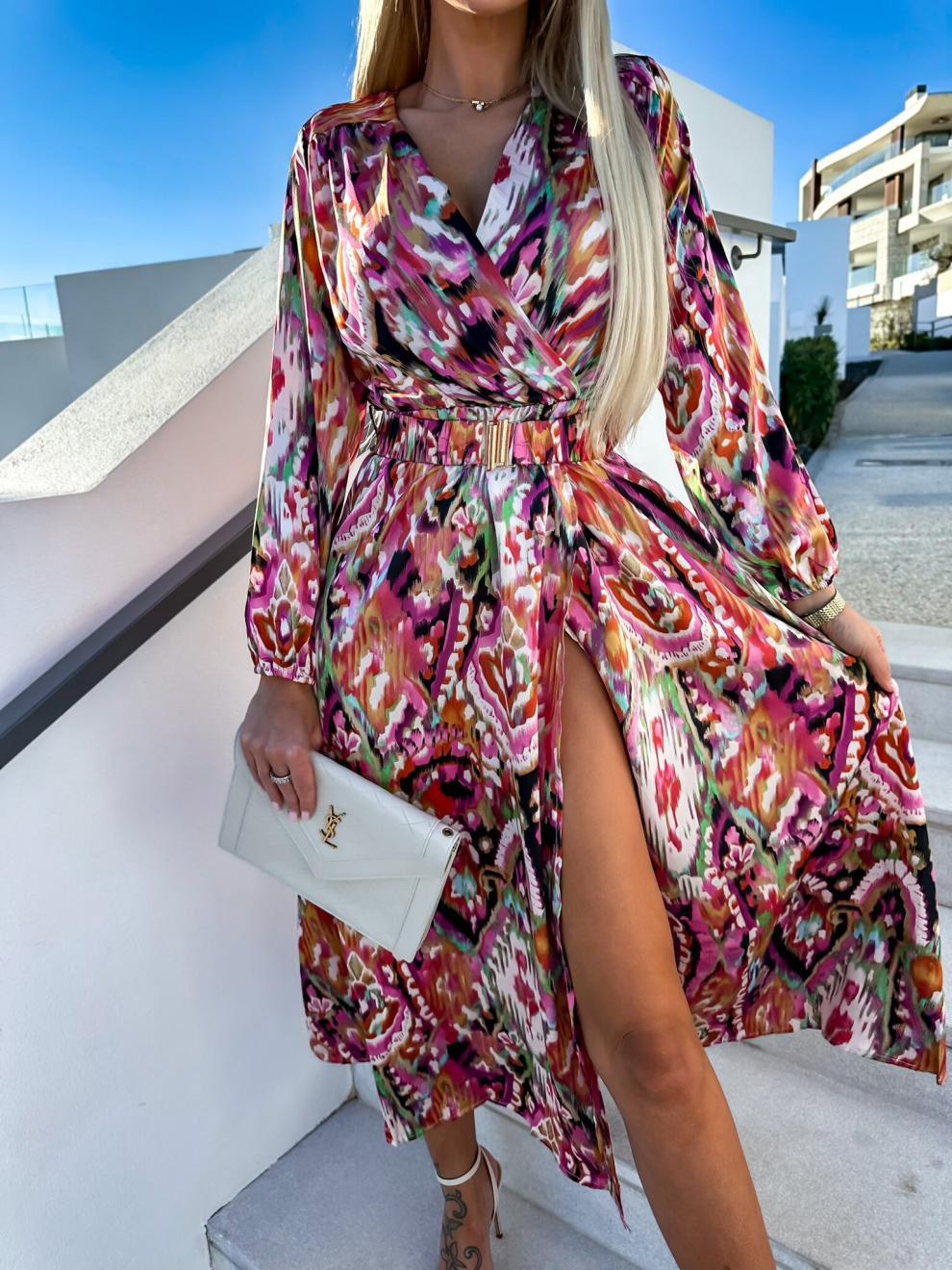 Damen Maxikleid mit voluminösen Ärmeln und dekorativem Gürtel Stalluxe