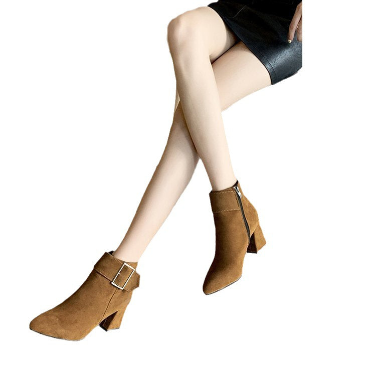 Damen ankle boots mit elegantem Absatz und modischer Schnalle Stalluxe