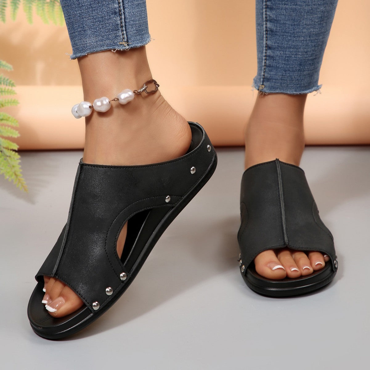Damen Komfortable Slide-Sandalen mit modischem Cut-Out-Design und elegantem Strassbesatz Stalluxe